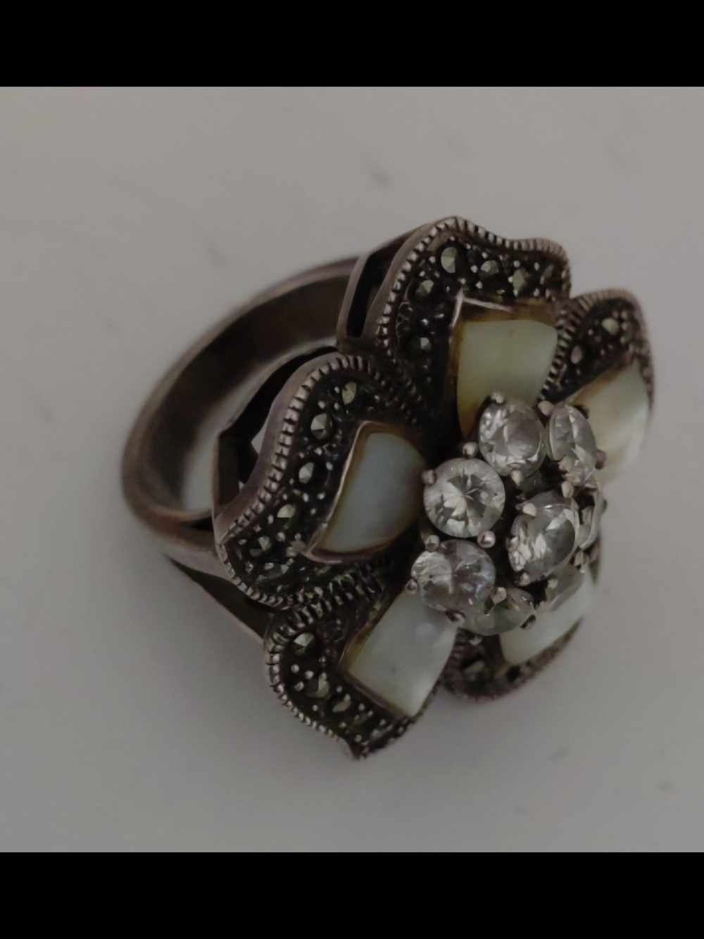 Sterling Silver Floral Crystal & Mother-of-Pearl Ring sz 7